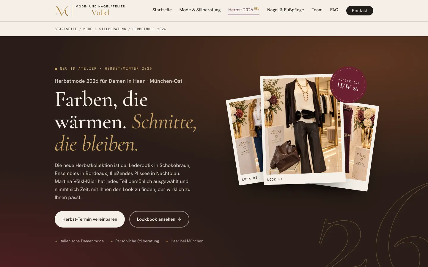Landingpage zur Herbstkollektion 2026: dunkelbrauner Hero mit der Überschrift „Farben, die wärmen. Schnitte, die bleiben.“, rechts eine Collage aus Lookbook-Karten mit rundem Kollektionssiegel.
